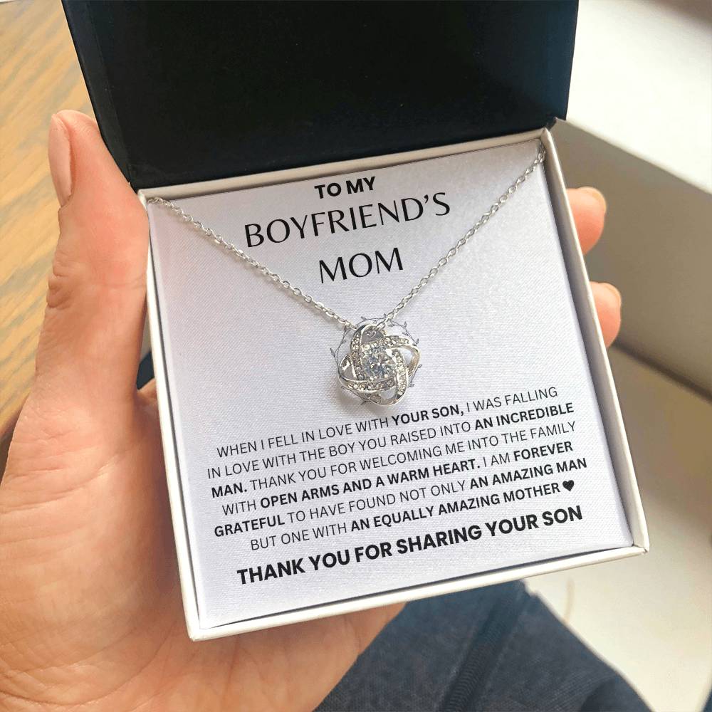 Thank You For Welcoming Me Into The Family - Necklace For Boyfriend's Mom